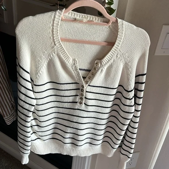 Sezane leotine sweater ecru/navy organic cotton, excellent condition worn twice. - Picture 7 of 7